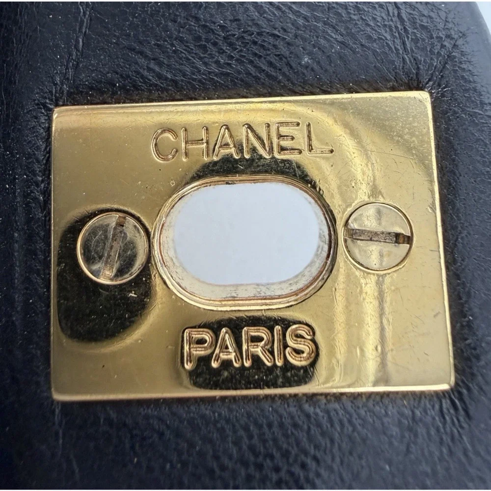 CHANEL Shoulder Bag Double Flap Small Black Quilted Leather 2009-2010 U2 - Picture 11 of 15